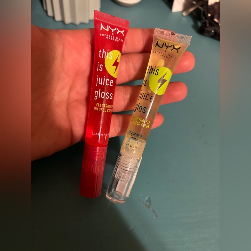 2 NYX Lip Gloss